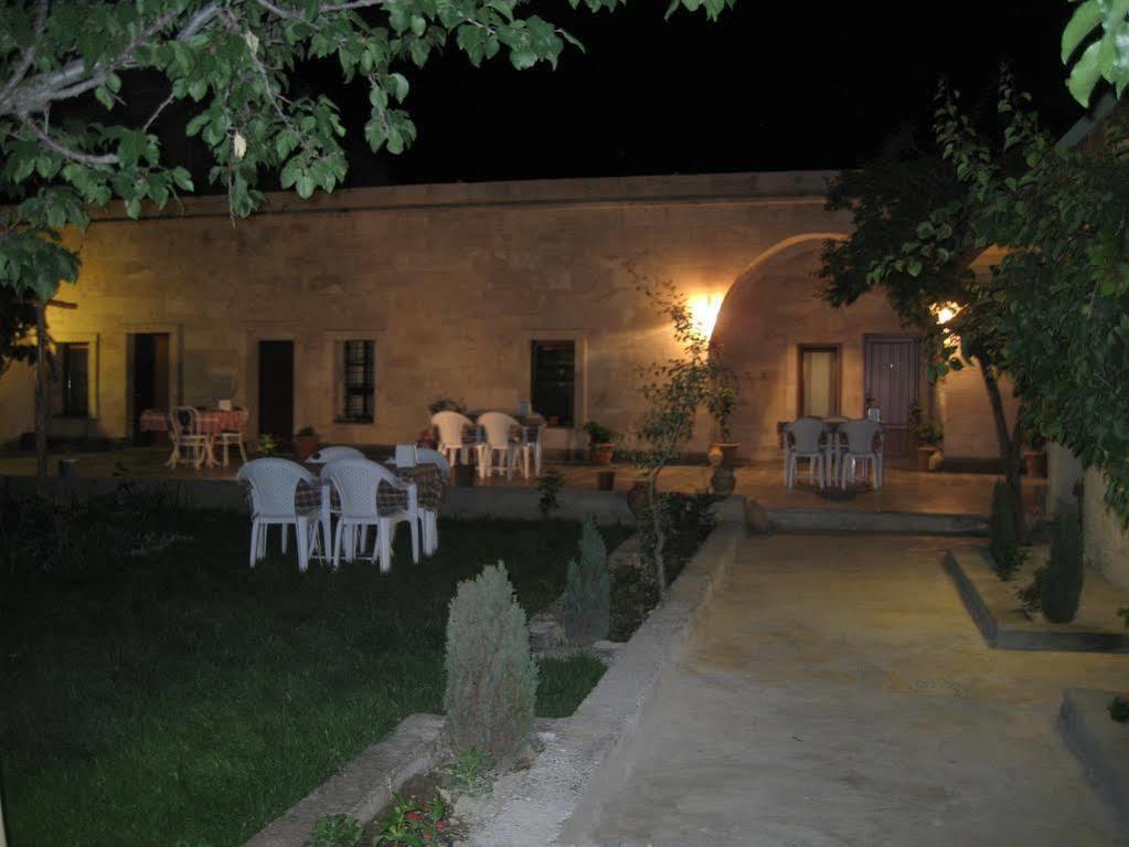 Hotel Falcon Cave